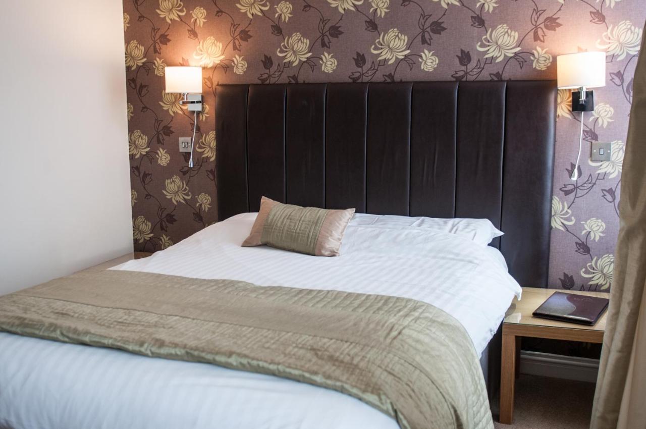 The Lion Hotel Blaenavon Extérieur photo