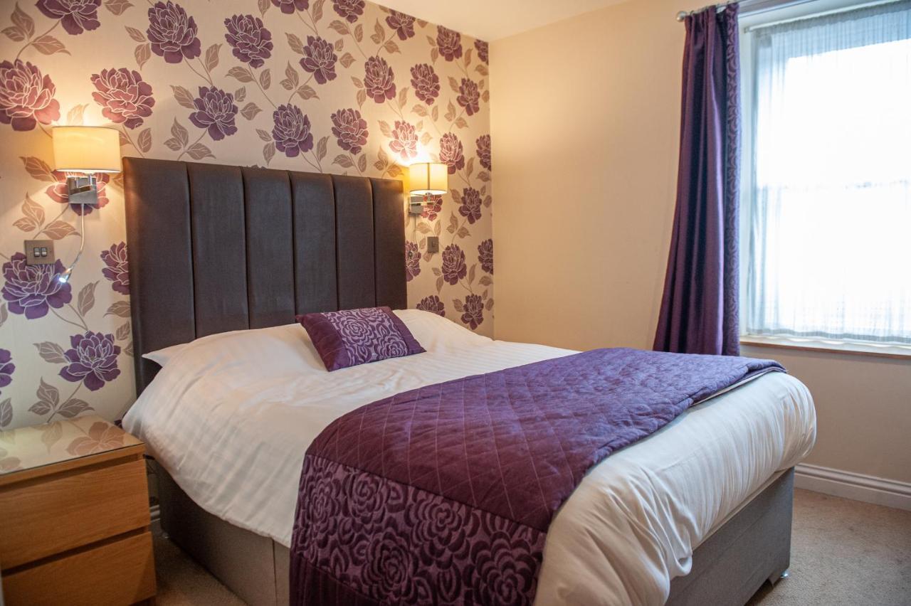 The Lion Hotel Blaenavon Extérieur photo